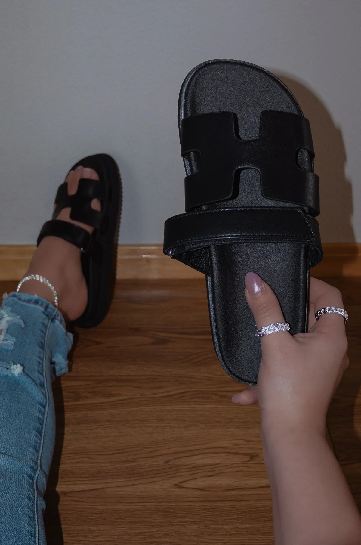 Steve Madden Women's Mayven Leather Sandals