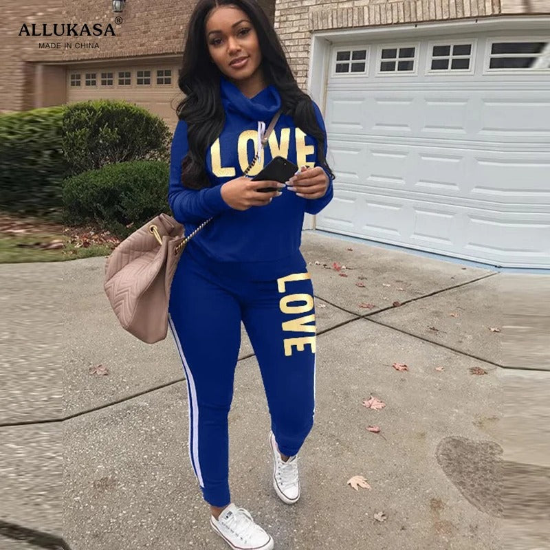 2-piece set of women's clothing printed with the word LOVE high-neck hoodie sports pants